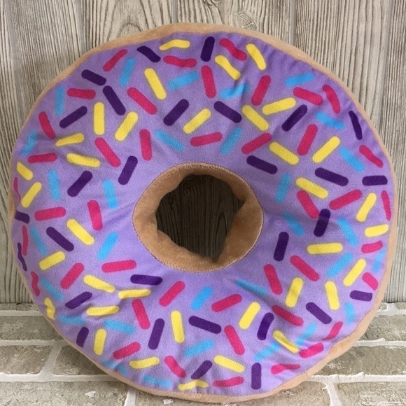 Plush Donut W/ Sprinkles - Picture 1 of 5